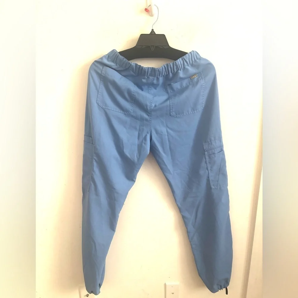 FIGS Men's #PM5900 Tela Cargo Scrub Pants Blue size Large Nurse Doctor